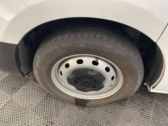 RENAULT TRAFIC FG III - voiture d'occasion - Photo 23