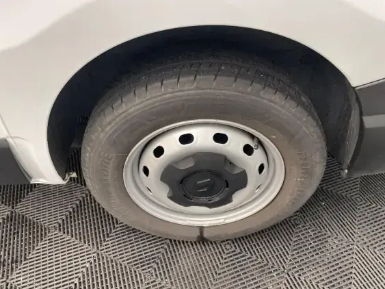 RENAULT TRAFIC FG III - voiture d'occasion - Photo 24