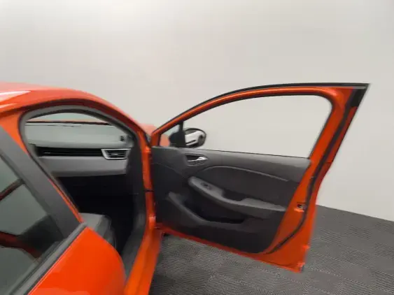 RENAULT CLIO V - voiture d'occasion - Photo 20