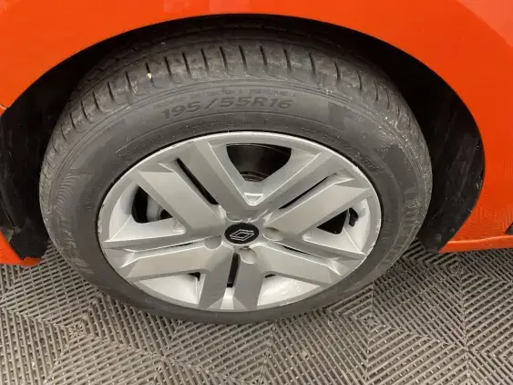 RENAULT CLIO V - voiture d'occasion - Photo 23