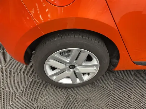 RENAULT CLIO V - voiture d'occasion - Photo 25