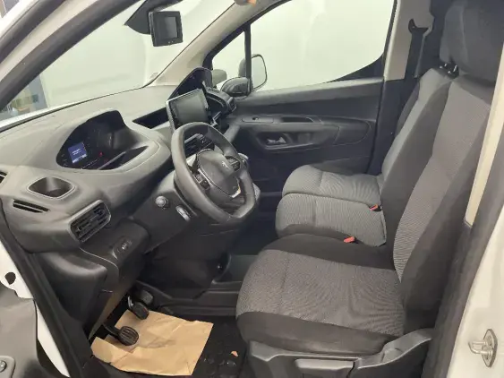 PEUGEOT PARTNER III - voiture d'occasion - Photo 18