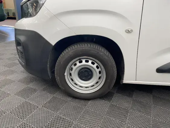 PEUGEOT PARTNER III - voiture d'occasion - Photo 23