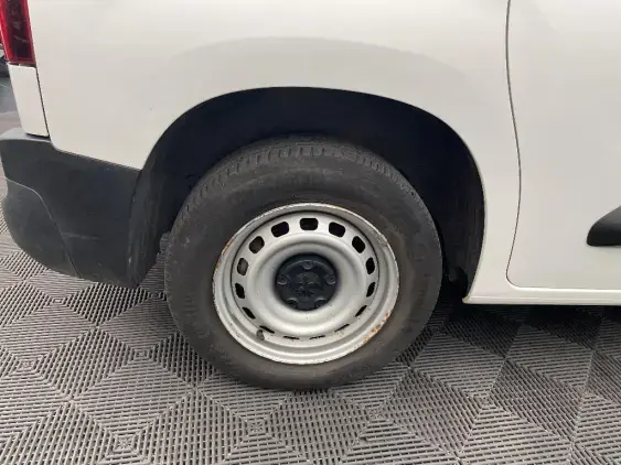 PEUGEOT PARTNER III - voiture d'occasion - Photo 25