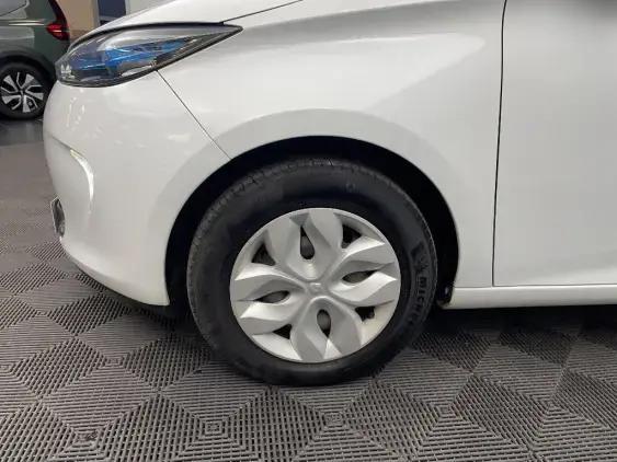 RENAULT ZOE - voiture d'occasion - Photo 21