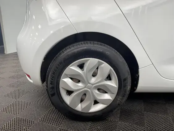 RENAULT ZOE - voiture d'occasion - Photo 23