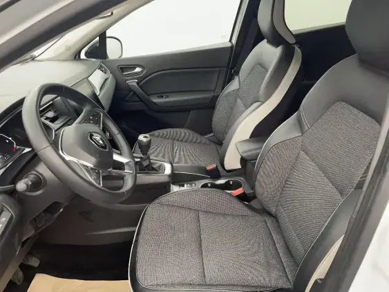 RENAULT CAPTUR II - voiture d'occasion - Photo 18