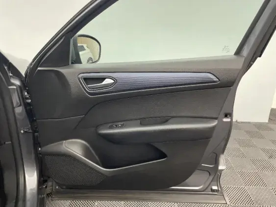 RENAULT ARKANA - voiture d'occasion - Photo 20