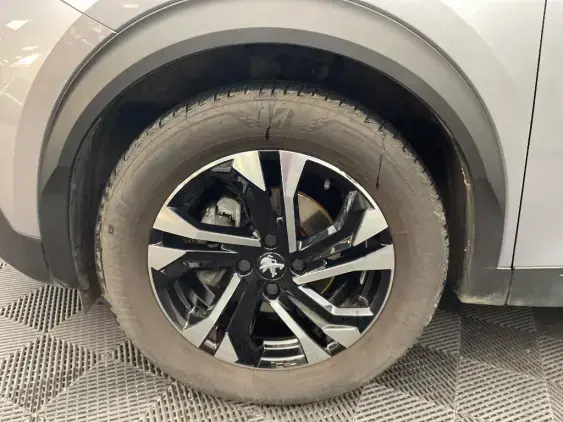 PEUGEOT 2008 II - voiture d'occasion - Photo 22