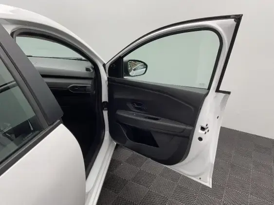 DACIA SANDERO III - voiture d'occasion - Photo 20