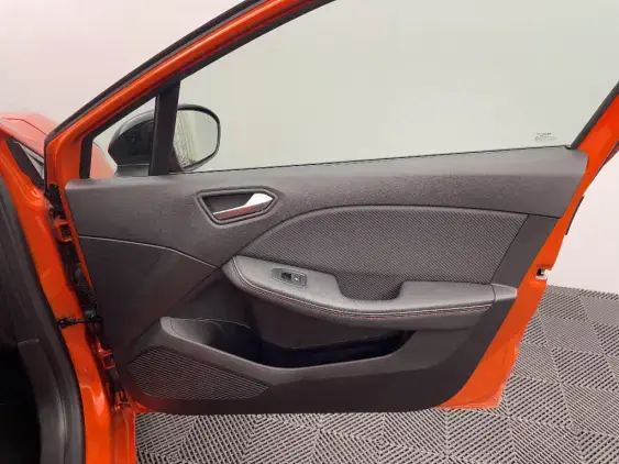 RENAULT CLIO V - voiture d'occasion - Photo 20