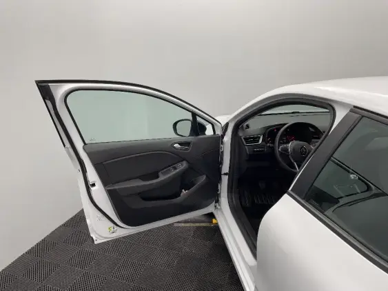 RENAULT CLIO V - voiture d'occasion - Photo 19