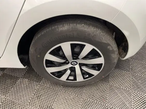 RENAULT CLIO V - voiture d'occasion - Photo 24