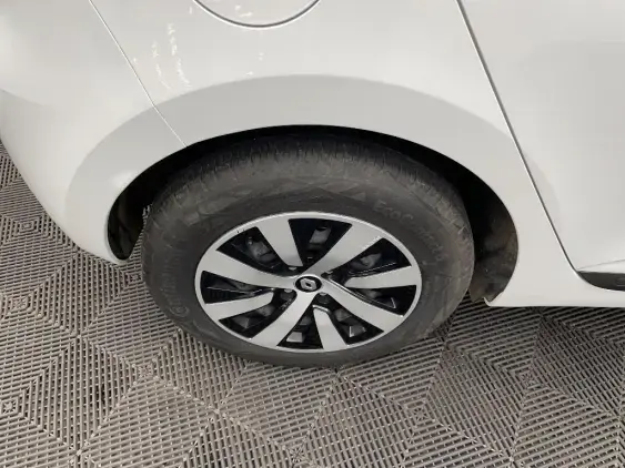 RENAULT CLIO V - voiture d'occasion - Photo 25