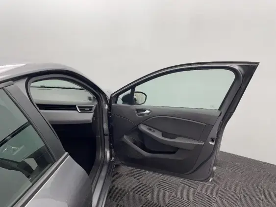 RENAULT CLIO V - voiture d'occasion - Photo 20