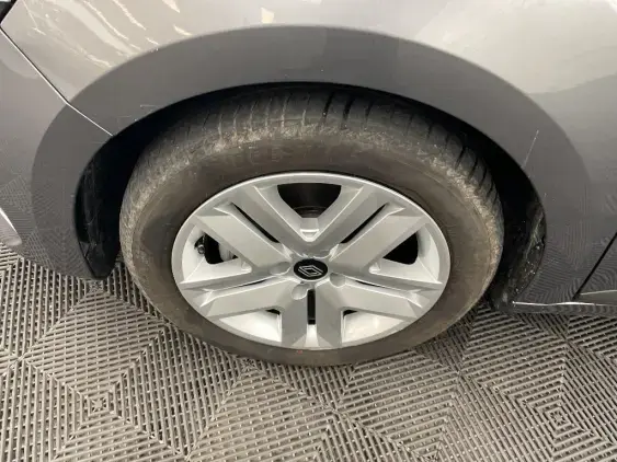 RENAULT CLIO V - voiture d'occasion - Photo 23