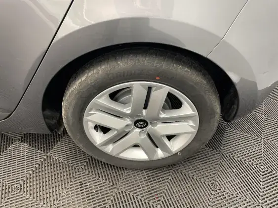 RENAULT CLIO V - voiture d'occasion - Photo 24