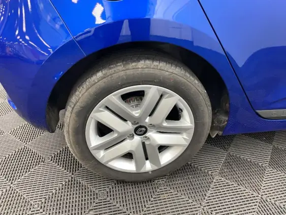 RENAULT CLIO V - voiture d'occasion - Photo 25