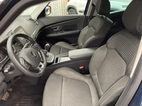 RENAULT SCENIC IV - voiture d'occasion - Photo 18