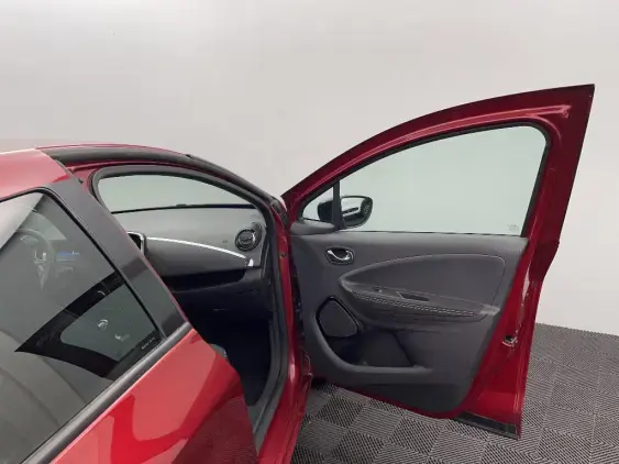 RENAULT ZOE - voiture d'occasion - Photo 20