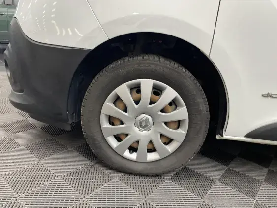 RENAULT TRAFIC III - voiture d'occasion - Photo 23