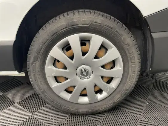 RENAULT TRAFIC III - voiture d'occasion - Photo 24