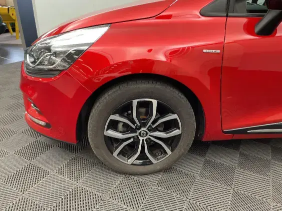 RENAULT CLIO IV - voiture d'occasion - Photo 23