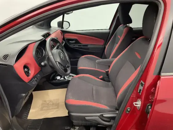 TOYOTA YARIS III - voiture d'occasion - Photo 18