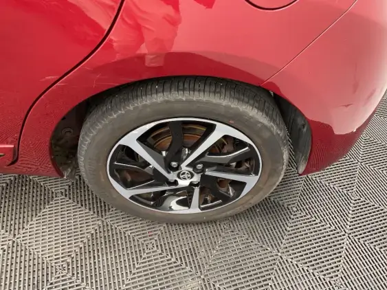 TOYOTA YARIS III - voiture d'occasion - Photo 24