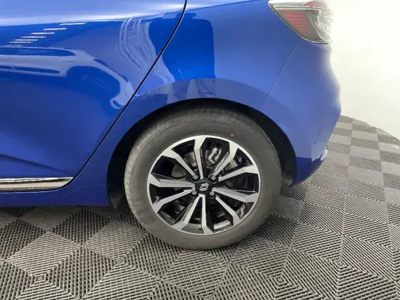 RENAULT CLIO V - voiture d'occasion - Photo 24