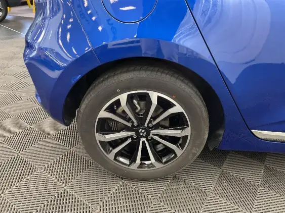 RENAULT CLIO V - voiture d'occasion - Photo 25