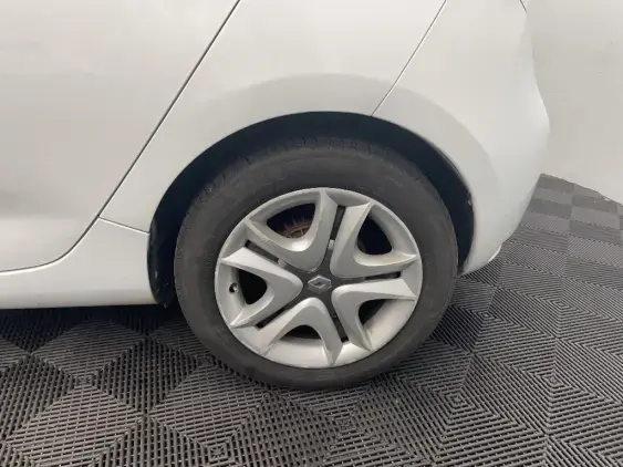 RENAULT ZOE - voiture d'occasion - Photo 23