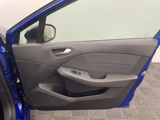 RENAULT CLIO V - voiture d'occasion - Photo 19