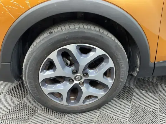 RENAULT CAPTUR - voiture d'occasion - Photo 21