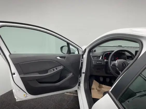 RENAULT CLIO V - voiture d'occasion - Photo 19