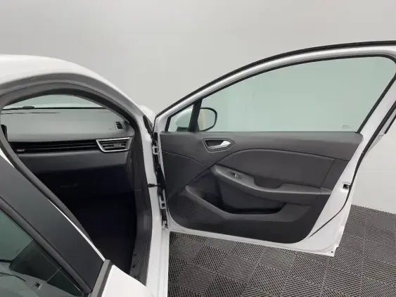 RENAULT CLIO V - voiture d'occasion - Photo 20