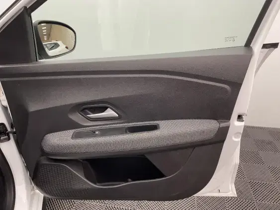 DACIA SANDERO III - voiture d'occasion - Photo 18