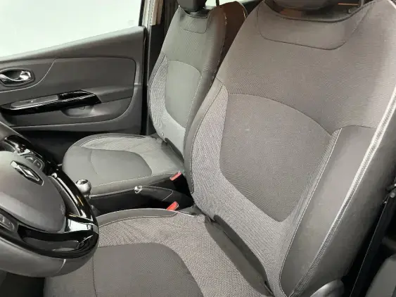 RENAULT CAPTUR - voiture d'occasion - Photo 16