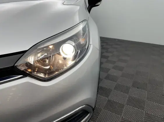 RENAULT CAPTUR - voiture d'occasion - Photo 20