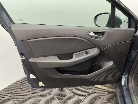 RENAULT CLIO V - voiture d'occasion - Photo 19