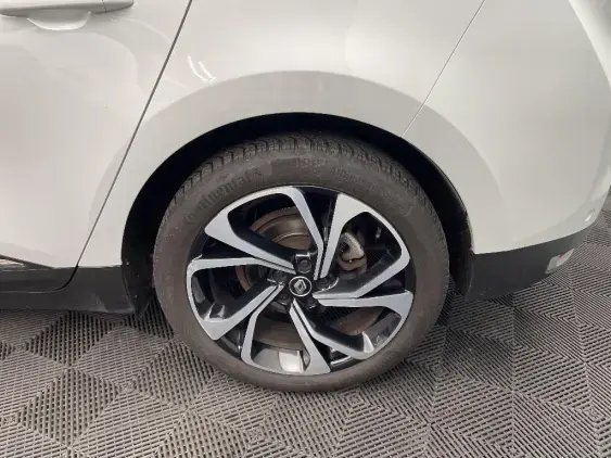 RENAULT SCENIC IV - voiture d'occasion - Photo 24