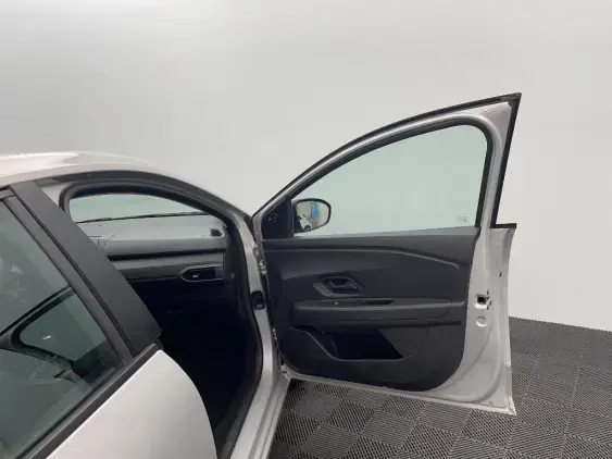 DACIA SANDERO III - voiture d'occasion - Photo 20