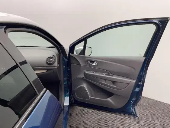 RENAULT CAPTUR - voiture d'occasion - Photo 20