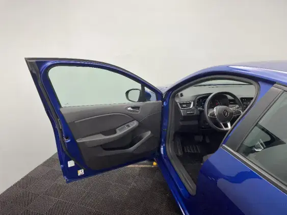 RENAULT CLIO V - voiture d'occasion - Photo 19