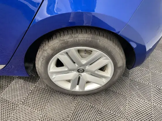 RENAULT CLIO V - voiture d'occasion - Photo 24