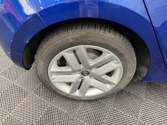 RENAULT CLIO V - voiture d'occasion - Photo 25