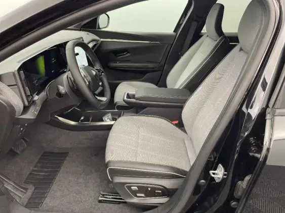 RENAULT SCENIC V ELECTRIQUE - voiture d'occasion - Photo 17