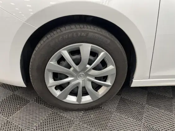 OPEL CORSA F - voiture d'occasion - Photo 22