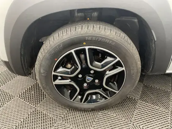 DACIA SPRING - voiture d'occasion - Photo 23