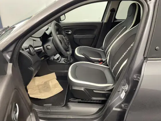 RENAULT TWINGO III - voiture d'occasion - Photo 18